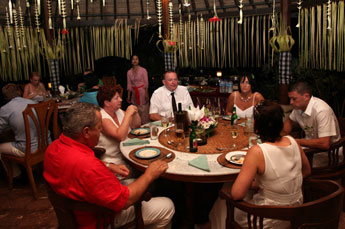 Villa Kompiang Bali Wedding - candle light dinner with family at the villa