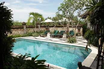 Villa Kompiang Bali - Pool