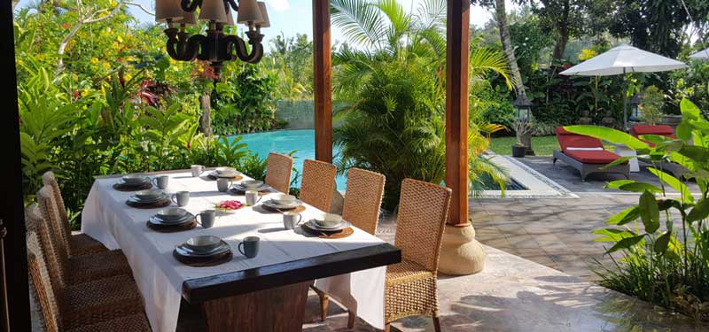 Villa Hibiskus Dining terrace