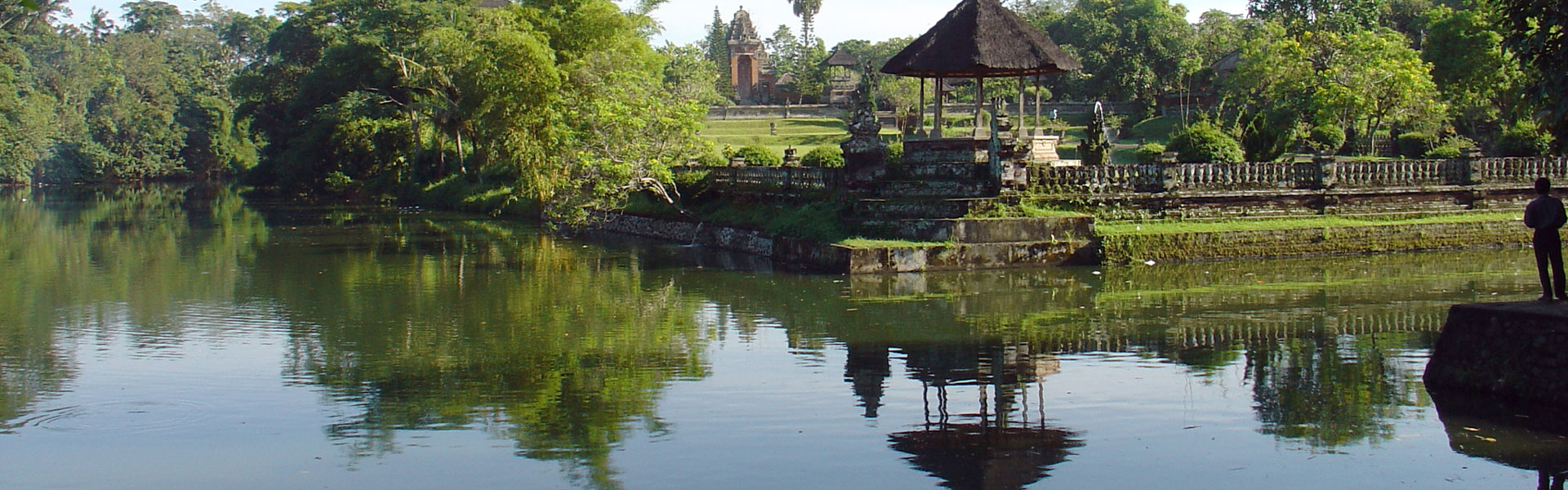 Taman Ayun Temple Royal with pond